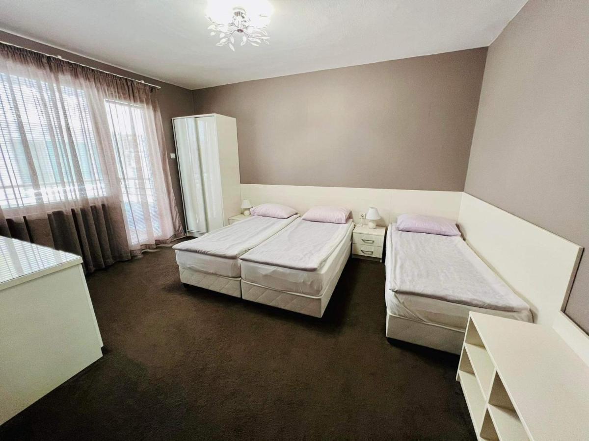 Джорджия Hotel Китен Екстериор снимка